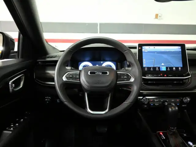 2024 Jeep Compass Trailhawk No Accident Leather Alpine Panoramic - Photo 13