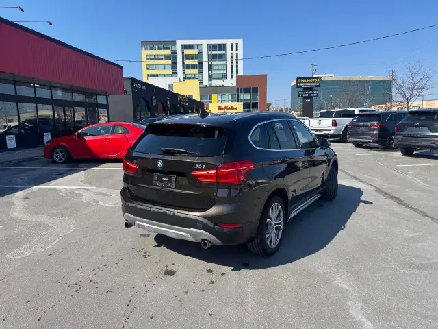 2017 BMW X1 XDRIVE PREMIUM PKG LEATHER PAN/ROOF NAVI CAMERA - Photo 7