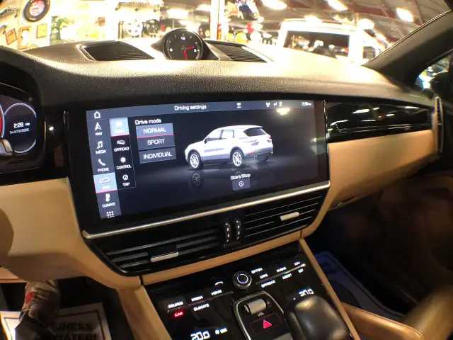 2019 Porsche Cayenne AWD LEATHER PAN/ROOF NAVI B/SPOT L/ASSIST C - Photo 21