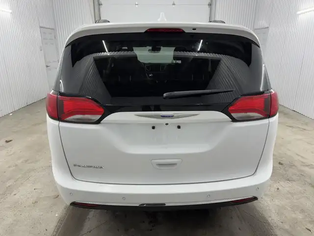 Chrysler Pacifica Touring 2020 à vendre - Photo 12