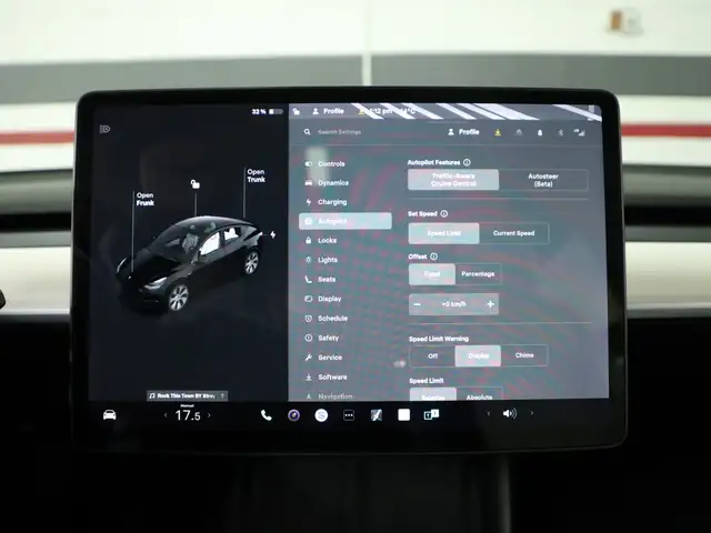 2022 Tesla Model Y Long Range No Accident White interior Dual Mo - Photo 14