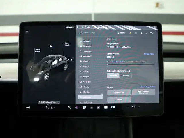 2022 Tesla Model Y Long Range No Accident White interior Dual Mo - Photo 19