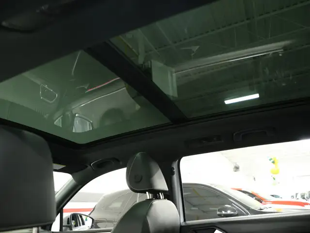 2024 Volkswagen Tiguan Highline R-Line No Accident Fender 360CAM - Photo 25