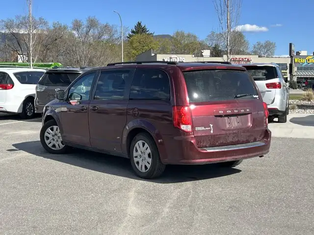 2018 Dodge Grand Caravan Canada Value Package | BACKUP CAMERA - Photo 3