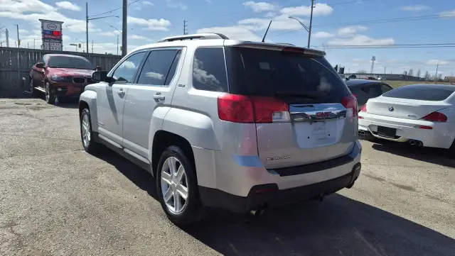 2013 GMC Terrain SLE-2, V6, ONLY 105KMS, 2 SETS OF WHEELS, CERT - Photo 3