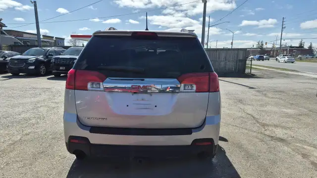 2013 GMC Terrain SLE-2, V6, ONLY 105KMS, 2 SETS OF WHEELS, CERT - Photo 4