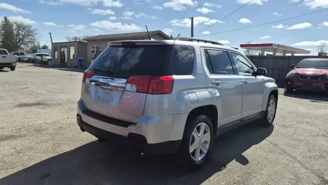 2013 GMC Terrain SLE-2, V6, ONLY 105KMS, 2 SETS OF WHEELS, CERT - Photo 5