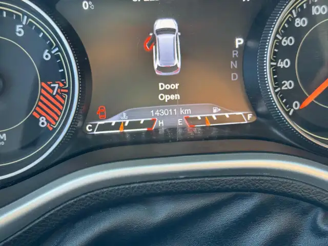 2015 Jeep Cherokee Trailhawk, NO ACCIDENTS, WELL MAINTAINED, CER - Photo 15