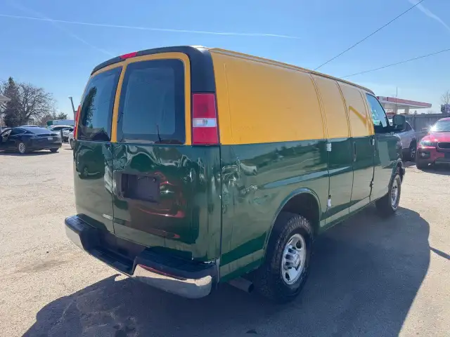 2019 Chevrolet Express Cargo Van V6, NEWER TIRES, RUNS GREAT, CE - Photo 5