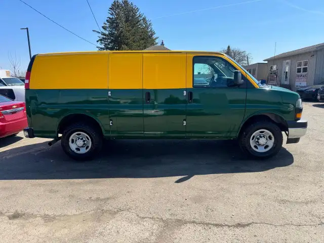 2019 Chevrolet Express Cargo Van V6, NEWER TIRES, RUNS GREAT, CE - Photo 6