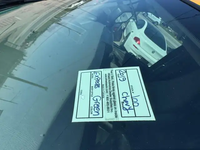 2019 Chevrolet Express Cargo Van V6, NEWER TIRES, RUNS GREAT, CE - Photo 16