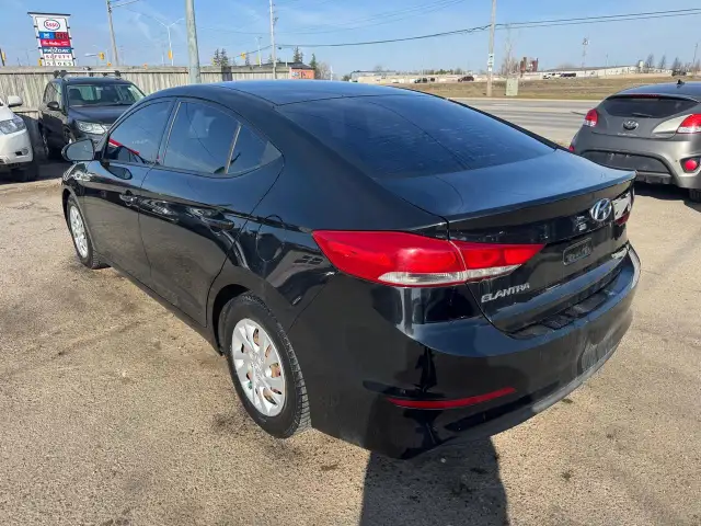 2017 Hyundai Elantra LE, WELL MAINTAINED, WARRANTY, CERTIFIED - Photo 3