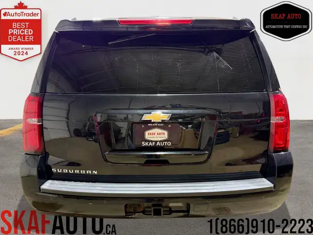 2018 Chevrolet Suburban 8 PASSENGER! 4X4! ONE OWNER! 2ND SET OF - Photo 4