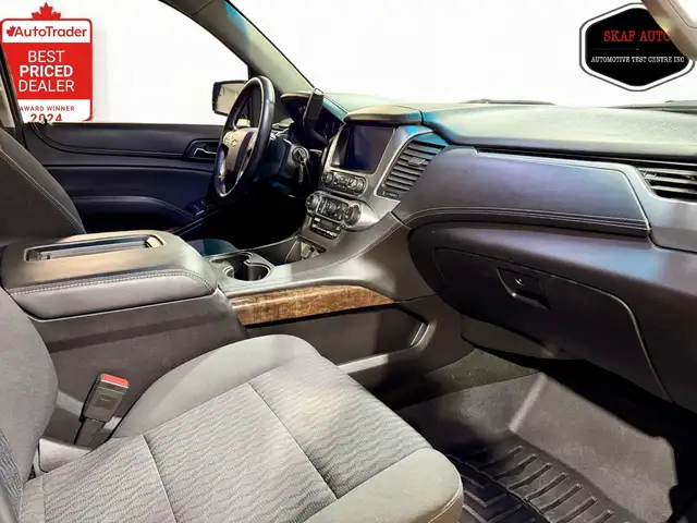 2018 Chevrolet Suburban 8 PASSENGER! 4X4! ONE OWNER! 2ND SET OF - Photo 9