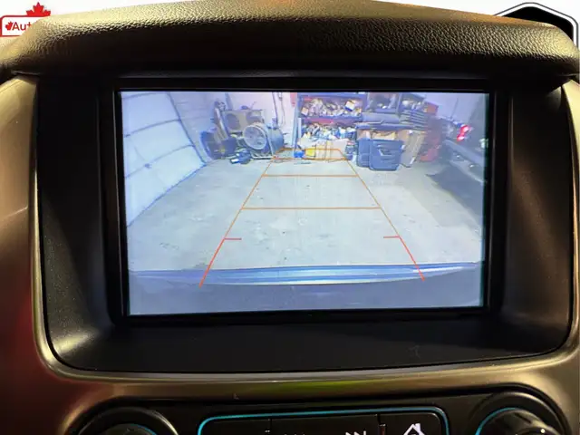 2018 Chevrolet Suburban 8 PASSENGER! 4X4! ONE OWNER! 2ND SET OF - Photo 20