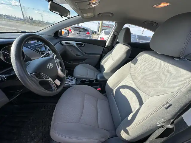 2013 Hyundai Elantra GL, AUTO, 4 CYL, GREAT ON FUEL, WARRANTY, C - Photo 9