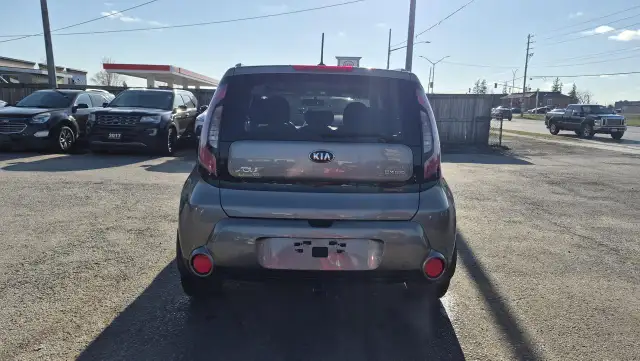 2014 Kia Soul EX  ECO, AUTO, LOW KMS, ONLY 35,000KMS, CERTIFIED - Photo 4