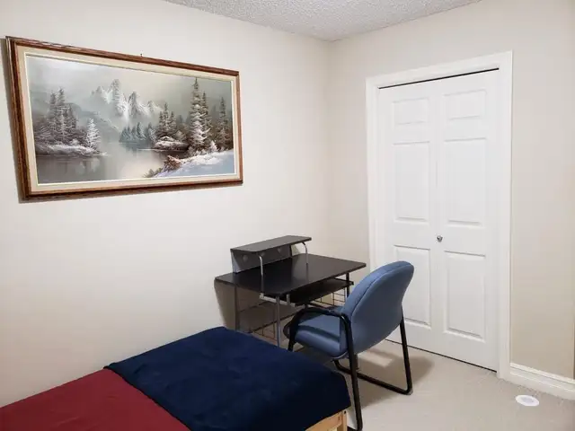 Room For Rent - Photo 5