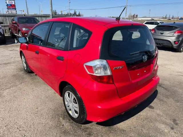 2009 Honda Fit DX, MANUAL, ONLY 45KMS, 1 OWNER, NO ACCIDENTS,CER - Photo 3