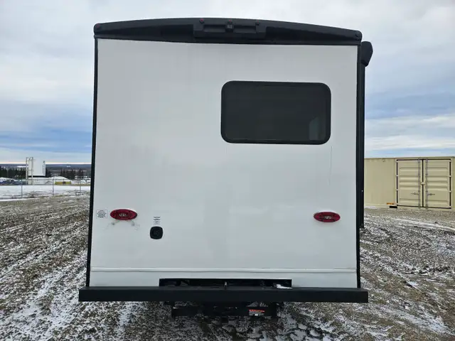 2025 Forest River 23 Ft Class C Motorhome 2350 - Photo 8