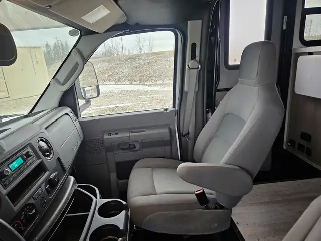 2025 Forest River 23 Ft Class C Motorhome 2350 - Photo 23