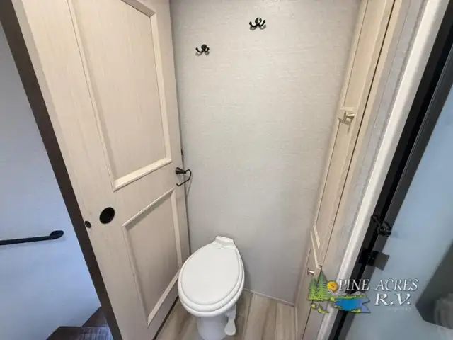 2025 Forest River RV Cedar Creek Experience 33BH - Photo 42