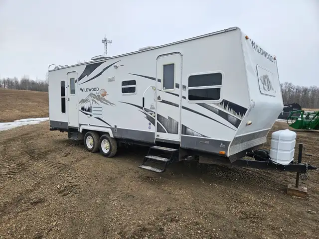 2007 Forrest River T25 25 Ft T/A Travel Trailer Wildwood - Photo 2
