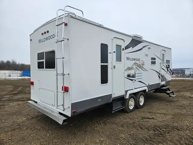 2007 Forrest River T25 25 Ft T/A Travel Trailer Wildwood - Photo 4