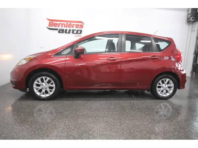 2018 Nissan Versa SV - Photo 4