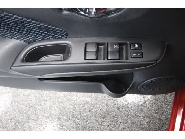 2018 Nissan Versa SV - Photo 13