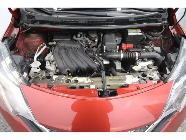 2018 Nissan Versa SV - Photo 32