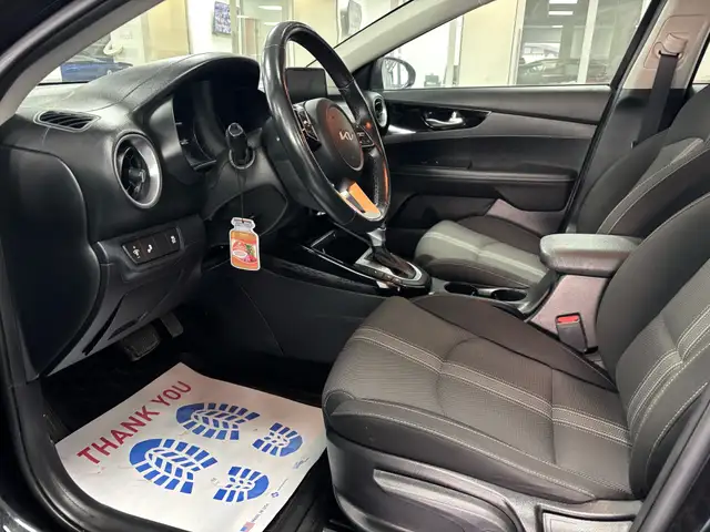 2022 Kia Forte EX IVT - Photo 11