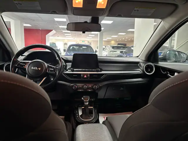 2022 Kia Forte EX IVT - Photo 13