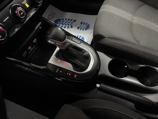 2022 Kia Forte EX IVT - Photo 28