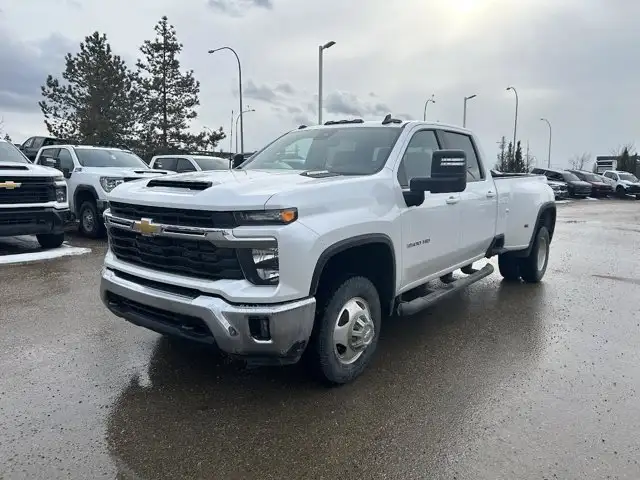 2024 Chevrolet Silverado 3500HD LT 6.6L Diesel Dually - Photo 3