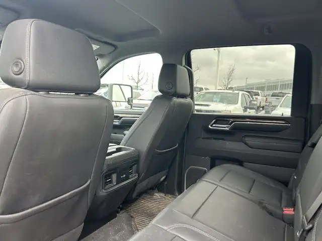 2024 Chevrolet Silverado 3500HD LT 6.6L Diesel Dually - Photo 7