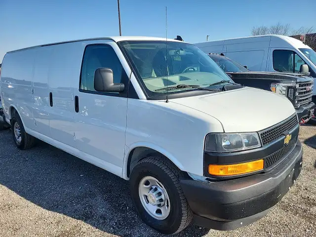 2022 Chevrolet Express Cargo Van RWD 2500 155' 5 PASSENGER - Photo 13