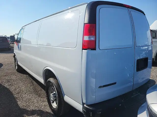 2022 Chevrolet Express Cargo Van RWD 2500 155' 5 PASSENGER - Photo 14