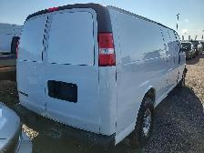 2022 Chevrolet Express Cargo Van RWD 2500 155' 5 PASSENGER - Photo 15