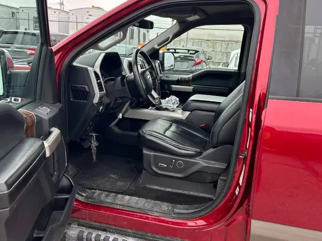 2018 FORD F-150 LARIAT | SUPER CREW 4X4 | CLEAN CARFAX - Photo 7