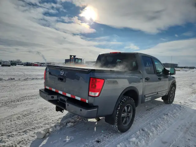 2014 Nissan Titan w/SV Value Truck Package - Photo 4
