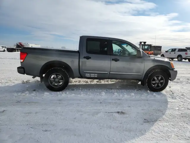 2014 Nissan Titan w/SV Value Truck Package - Photo 7