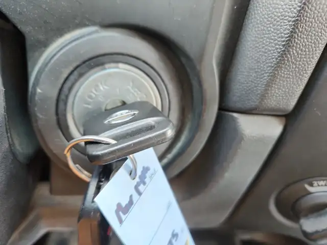 2014 Nissan Titan w/SV Value Truck Package - Photo 24