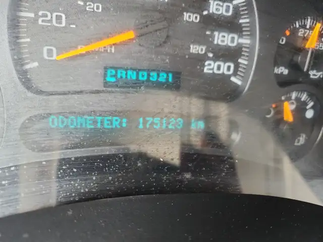 2004 Chevrolet Avalanche - Photo 8