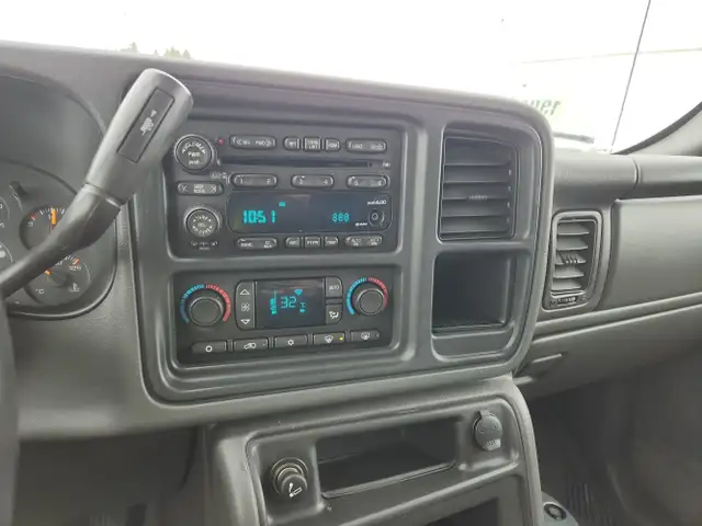 2004 Chevrolet Avalanche - Photo 13