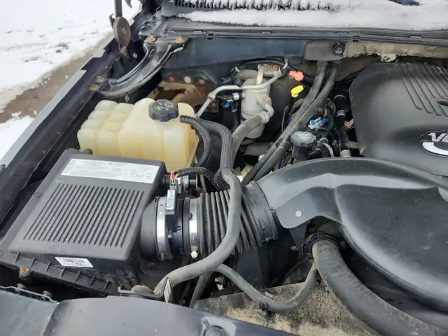 2004 Chevrolet Avalanche - Photo 28