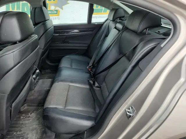 2012 BMW 7 Series - Photo 17