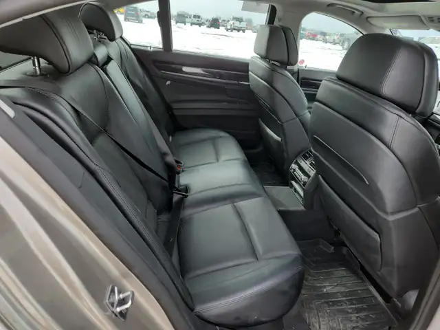 2012 BMW 7 Series - Photo 18
