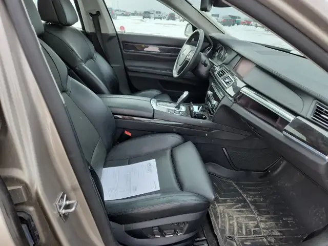 2012 BMW 7 Series - Photo 19