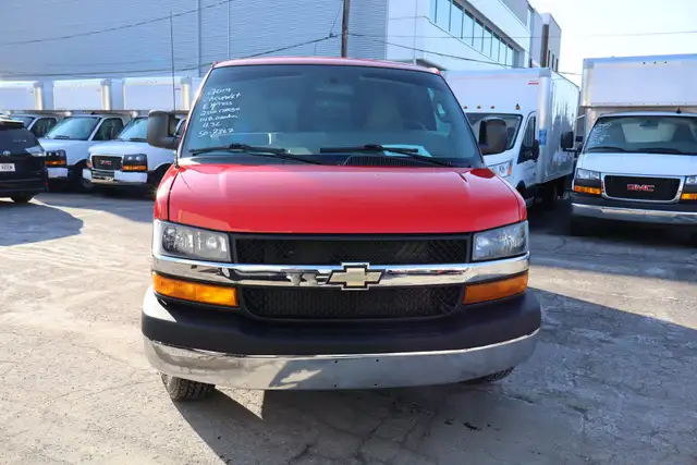 Chevrolet Express Cutaway 2500 CARGO / GARANTIE 1 ANS IMPECCABLE - Photo 5